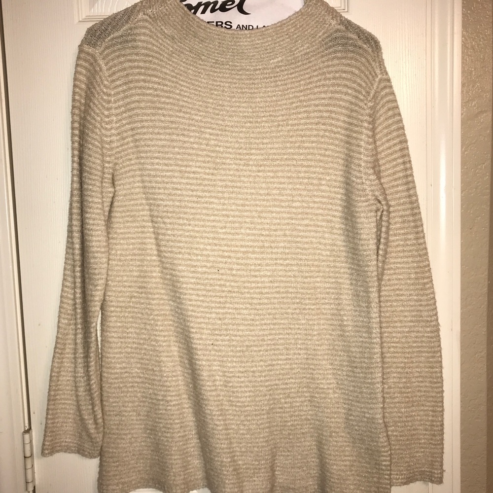 Old Navy sweater